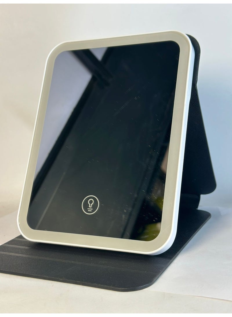 مرايا تجميل - مرآة حسابية أنيقة بإضاءة LED، تعمل بمنفذ USB، تصميم مستطيل، سطح ملون، صغيرة الحجم ومتعددة الاستخدامات للمكياج والعناية الشخصية (قد يختلف اللون) - Image 1
